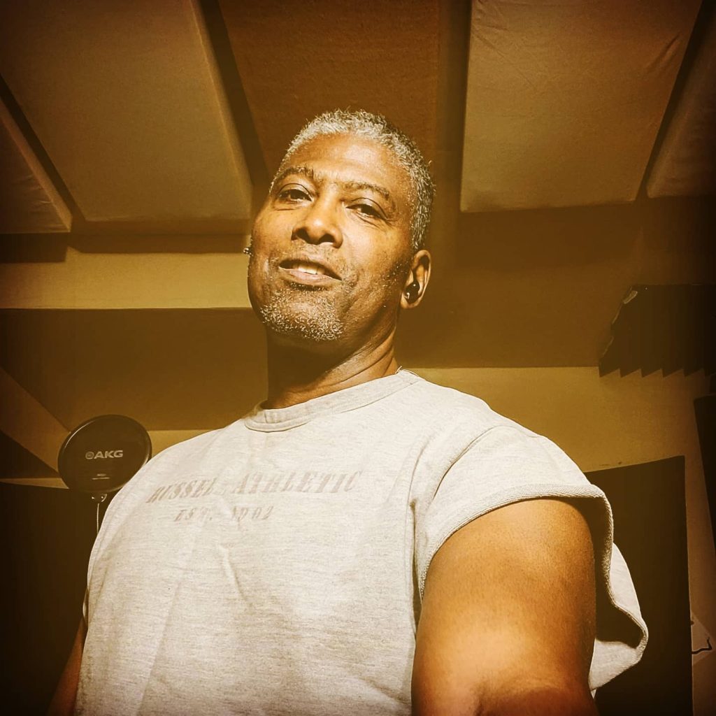Christopher The Grey’s latest single, ‘Oh My Damn!’ is a fine example of real hip hop music